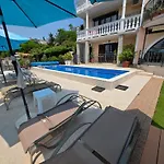Apartment Fuer 2-3 Personen Mit Balkon Und Gemeinschaftspool By Interhome Novi Vinodolski