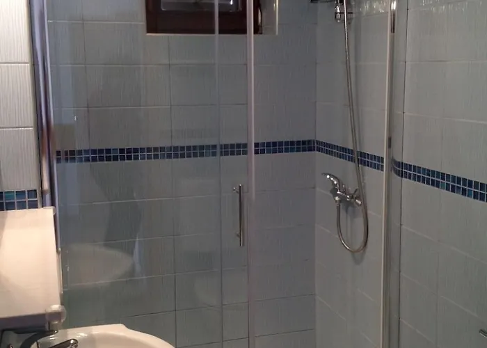 شقة Fuer 2-3 Personen Mit Balkon Und Gemeinschaftspool By Interhome