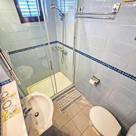 Fuer 2-3 Personen Mit Balkon Und Gemeinschaftspool By Interhome * Novi Vinodolski