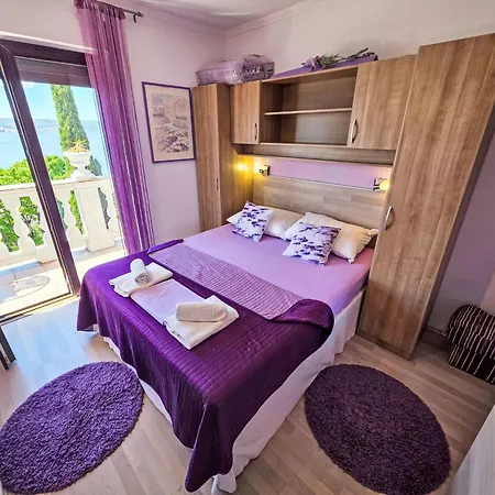 Fuer 2-3 Personen Mit Balkon Und Gemeinschaftspool By Interhome * Novi Vinodolski